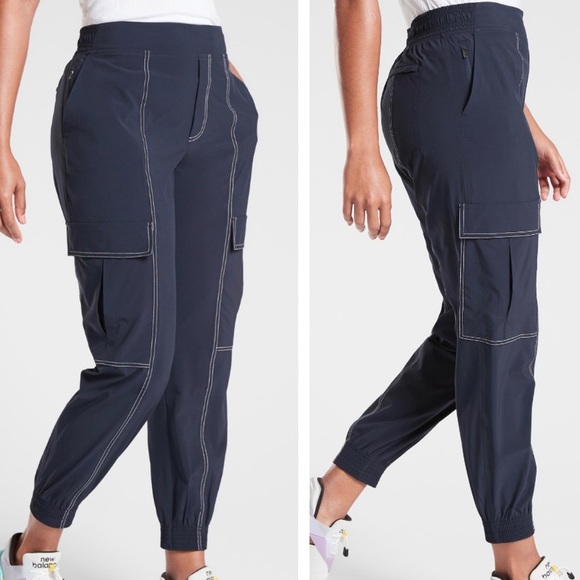 NWOT Athleta Chelsea Utility Jogger navy blue - Picture 12 of 12